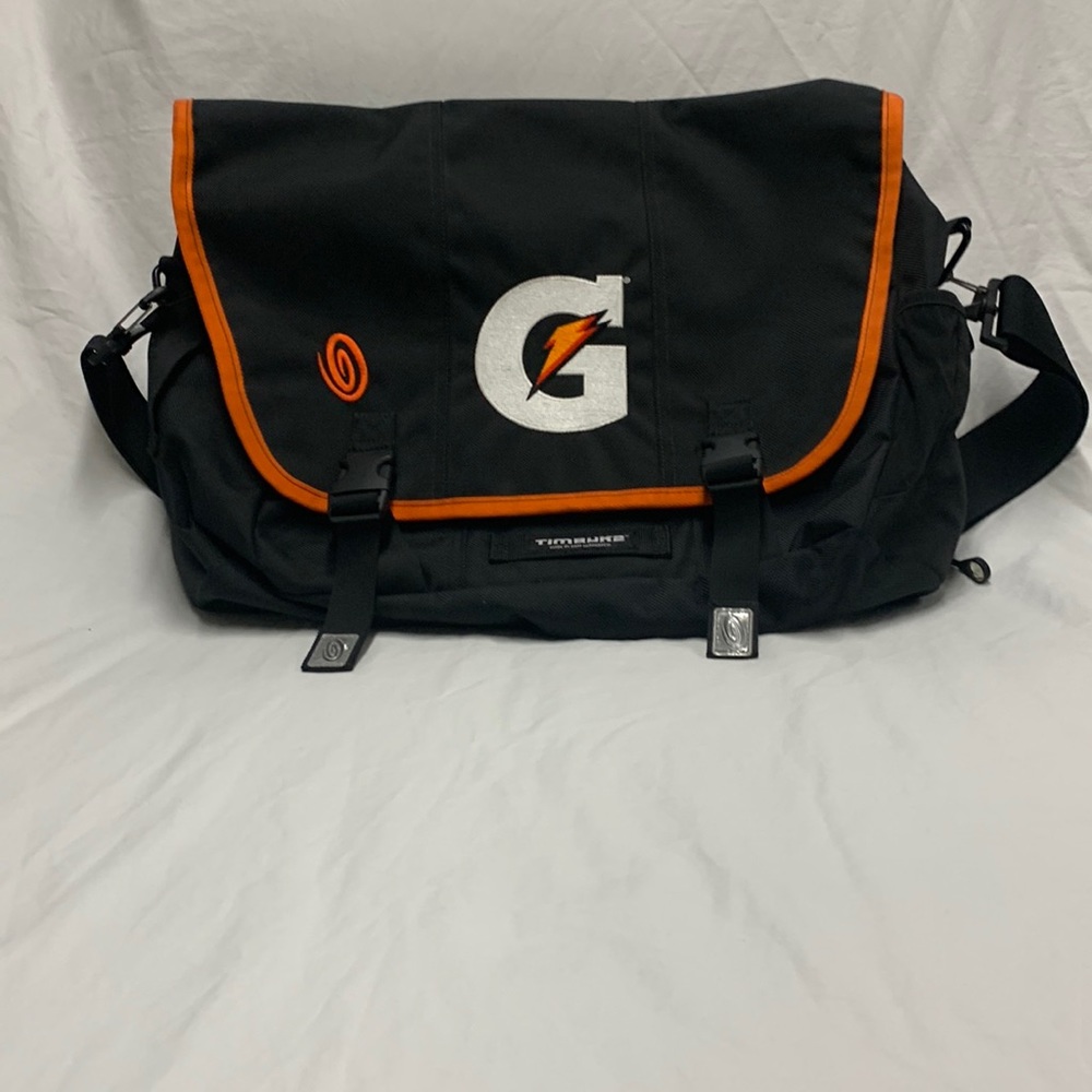 Timbuk2 Custom Gatorade Messenger Bag Size Medium NEW!!!
